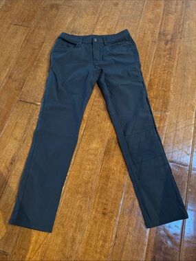 lululemon athletica Men's Black Chinos - Sleek Straight Fit